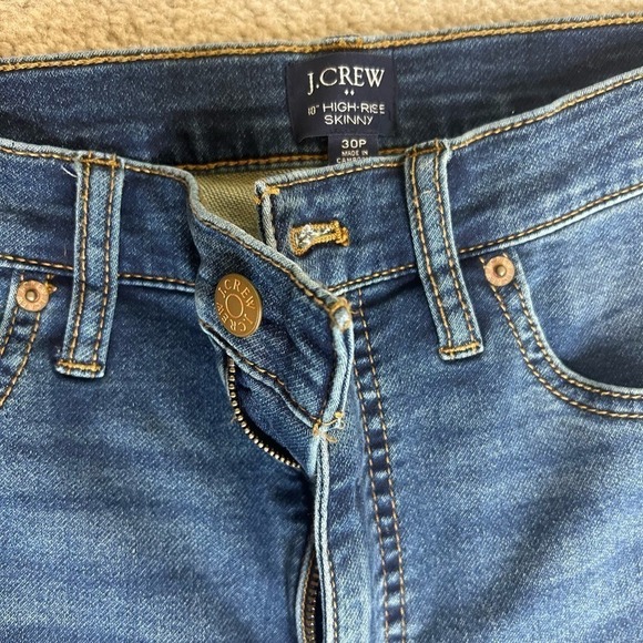 J.Crew High Rise Skinny Size 30P Distressed Soft Denim Jeans - Picture 2 of 5